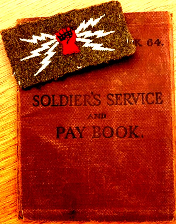 Paybook and shoulder flash